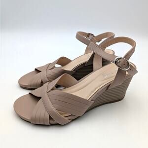 Reaction Kenneth Cole Gomi Wedge Heel Sandals Women's Chai Size US8M EU39